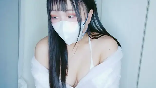 Snapshot of _miumiu_2525 chatting on 10-09-25, 03:37 miumiu 2525 online show from 10-09-25, 03:37
