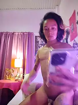 Snapshot of foxylena_latinalicious69 chatting on 09-25-25, 11:36 foxylena latinalicious69 online show from 09-25-25, 11:36