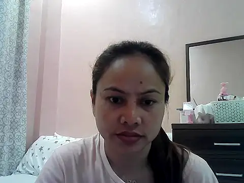 Snapshot of Amarrahlyn chatting on 11-12-25, 09:58 Amarrahlyn online show from 11-12-25, 09:58