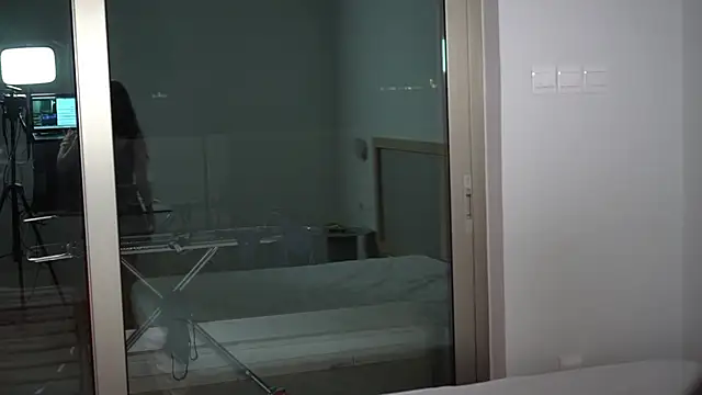 Snapshot of Peachxlush chatting on 11-05-25, 06:52 Peachxlush online show from 11-05-25, 06:52