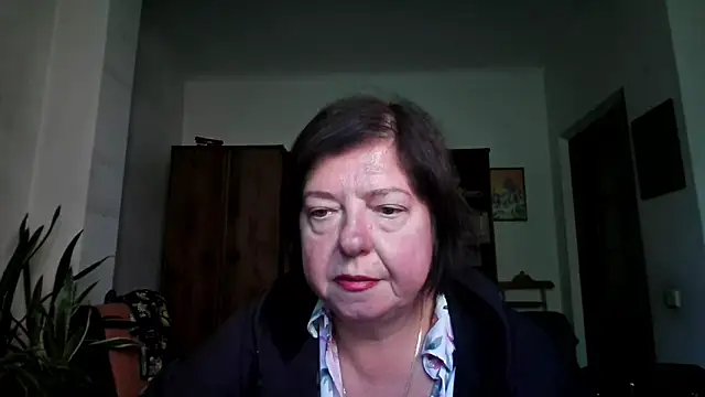 Snapshot of Violet_Pulse chatting on 10-03-25, 12:02 Violet Pulse online show from 10-03-25, 12:02