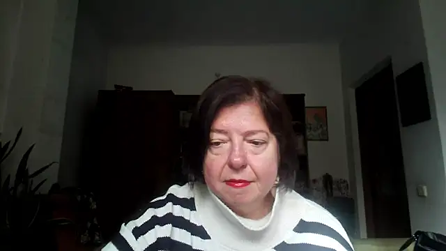 Snapshot of Violet_Pulse chatting on 10-08-25, 07:50 Violet Pulse online show from 10-08-25, 07:50