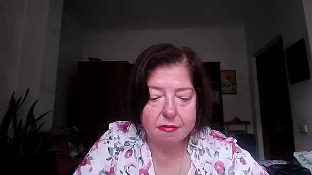 Snapshot of Violet_Pulse chatting on 10-09-25, 08:56 Violet Pulse online show from 10-09-25, 08:56