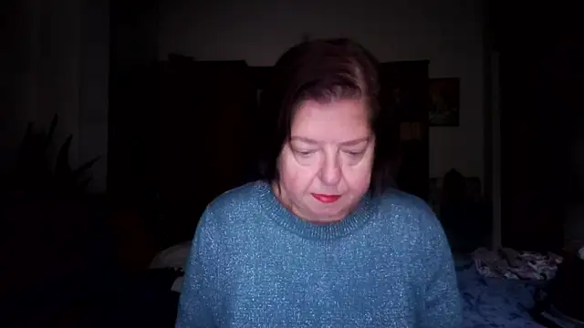 Snapshot of Violet_Pulse chatting on 10-10-25, 09:08 Violet Pulse online show from 10-10-25, 09:08