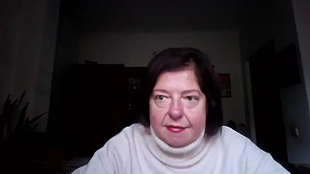 Snapshot of Violet_Pulse chatting on 10-14-25, 01:12 Violet Pulse online show from 10-14-25, 01:12