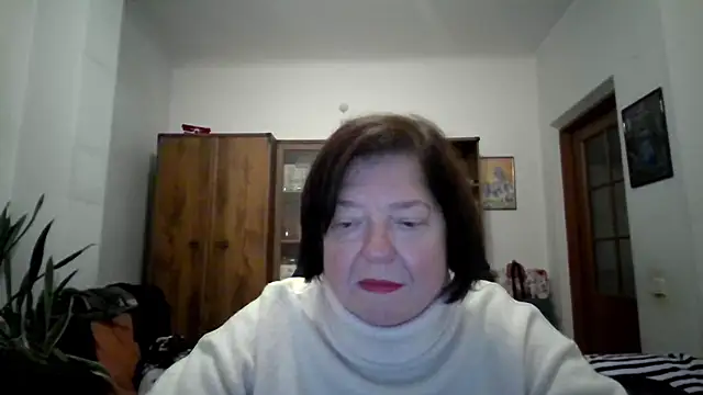 Snapshot of Violet_Pulse chatting on 10-16-25, 02:51 Violet Pulse online show from 10-16-25, 02:51