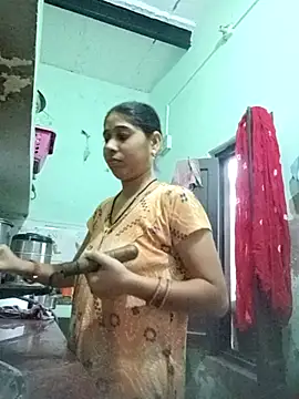 Snapshot of Cute-Charvii chatting on 04-06-26, 01:14 Cute-Charvii online show from 04-06-26, 01:14