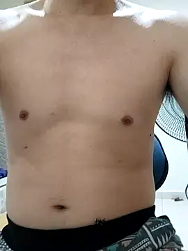 Snapshot of VIncent_mimi chatting on 11-22-25, 05:12 VIncent mimi online show from 11-22-25, 05:12