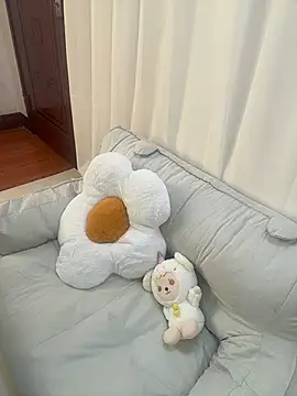 AZ37866 online show from 10-17-25, 02:48