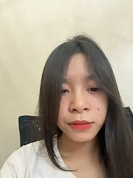 mau15  online show from 10-10-25, 07:29