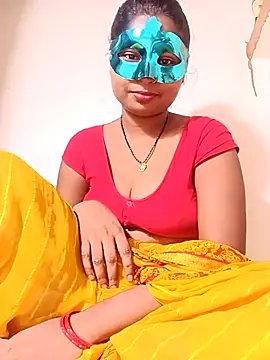 Sexy-sangita123 online show from 10-04-25, 07:50