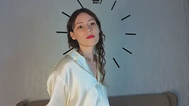 DelilahConsalvo online show from 09-19-25, 06:19