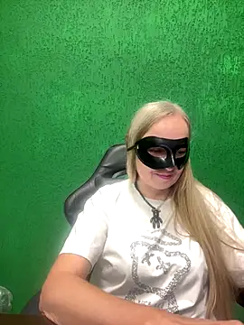 B i r d i e online show from 09-26-25, 11:14