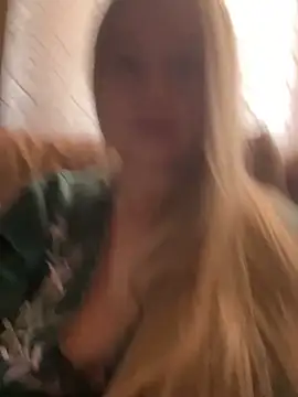 B i r d i e online show from 09-28-25, 11:04