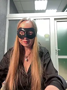 B i r d i e online show from 11-06-25, 07:20