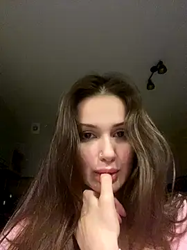 Snapshot of SoShyEmmyyy chatting on 09-23-25, 06:11 SoShyEmmyyy online show from 09-23-25, 06:11