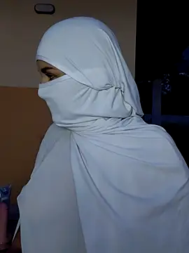 Snapshot of sahara1_ chatting on 10-24-25, 11:23 sahara1 online show from 10-24-25, 11:23