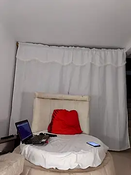 sahara1  online show from 02-01-26, 11:42