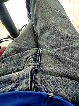 Snapshot of Mizo200 chatting on 11-21-25, 12:37 Mizo200 online show from 11-21-25, 12:37