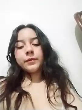 Snapshot of ChloeNoire chatting on 11-09-25, 04:00 ChloeNoire online show from 11-09-25, 04:00