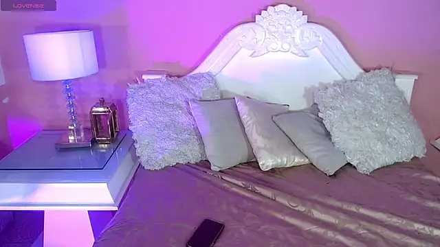 Snapshot of _IsabellaRousse chatting on 10-01-25, 07:09 IsabellaRousse online show from 10-01-25, 07:09