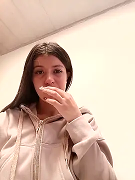 SALOME-28  online show from 10-02-25, 03:08