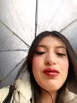 Snapshot of SALOME-28_ chatting on 03-18-26, 01:47 SALOME-28 online show from 03-18-26, 01:47