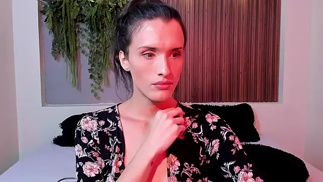 IsabelFernandez online show from 09-26-25, 06:39