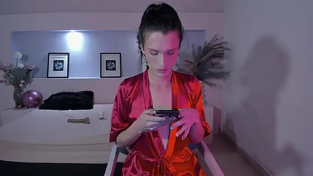 IsabelFernandez online show from 10-02-25, 05:25