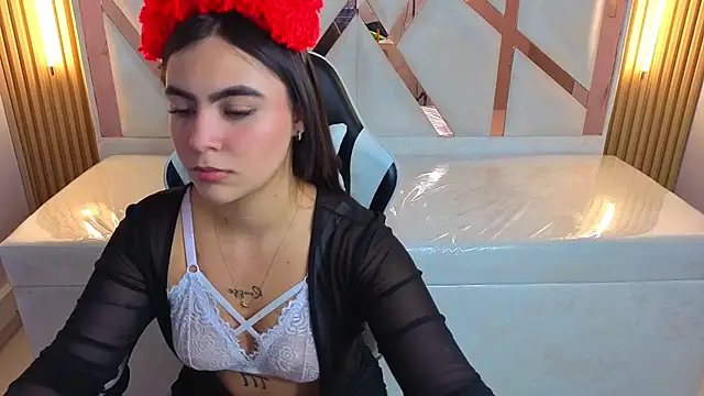 scarlett smith tp online show from 10-04-25, 12:58