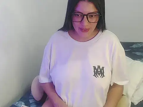 ImSweetLips online show from 10-04-25, 09:57