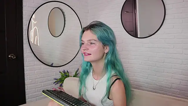 Lika Sky online show from 09-28-25, 08:36