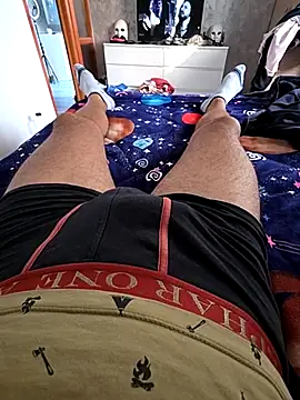 Foxbiker online show from 10-22-25, 01:33