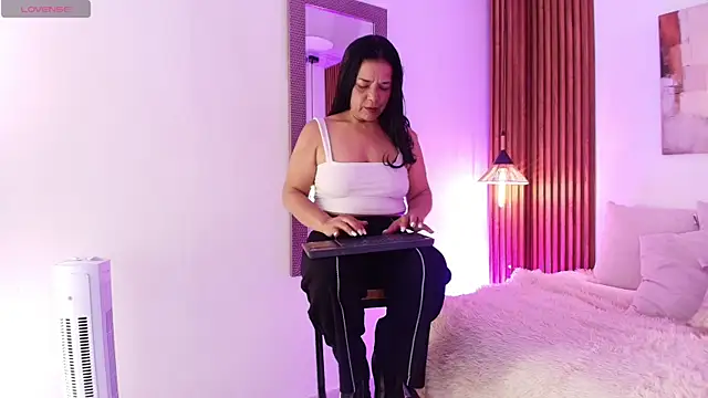 EvaGoddess  online show from 06-26-26, 08:02