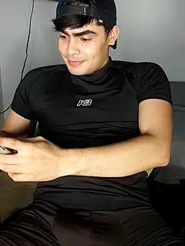 Snapshot of Mason_grey chatting on 10-03-25, 02:08 Mason grey online show from 10-03-25, 02:08