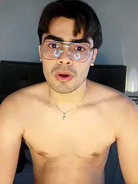 Snapshot of Mason_grey chatting on 10-14-25, 08:53 Mason grey online show from 10-14-25, 08:53