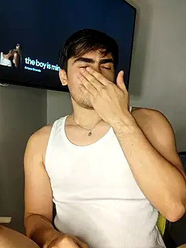 Snapshot of Mason_grey chatting on 10-17-25, 12:01 Mason grey online show from 10-17-25, 12:01