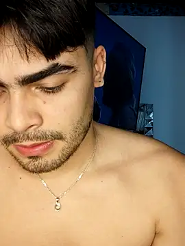 Snapshot of Mason_grey chatting on 10-26-25, 02:01 Mason grey online show from 10-26-25, 02:01