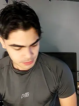 Snapshot of Mason_grey chatting on 10-29-25, 11:34 Mason grey online show from 10-29-25, 11:34