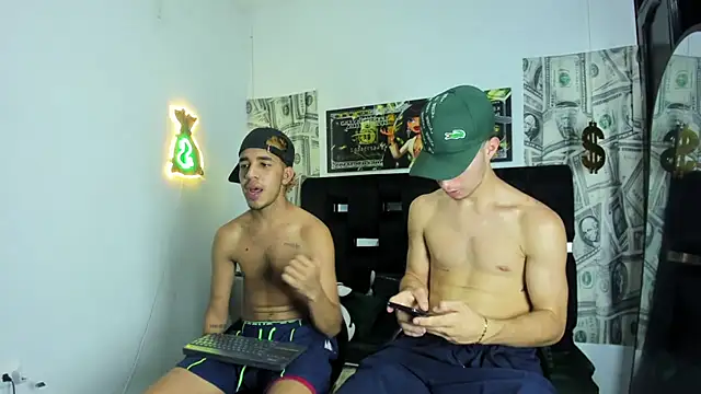 Duo Straight online show from 09-20-25, 11:39