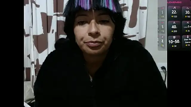 Snapshot of Acelinrose chatting on 06-26-26, 01:43 Acelinrose online show from 06-26-26, 01:43