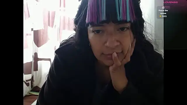 Snapshot of Acelinrose chatting on 07-18-26, 05:50 Acelinrose online show from 07-18-26, 05:50