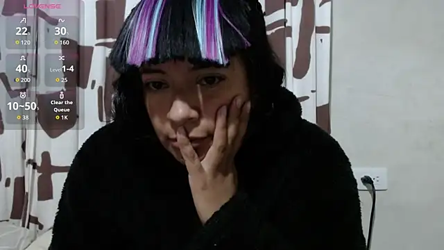 Snapshot of Acelinrose chatting on 08-06-26, 01:07 Acelinrose online show from 08-06-26, 01:07