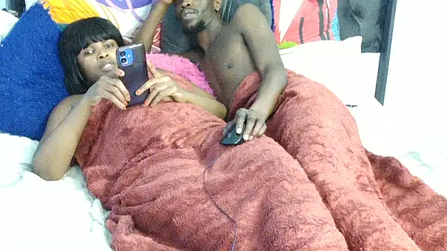 Snapshot of Dandelion_enigman chatting on 10-31-25, 04:02 Dandelion enigman online show from 10-31-25, 04:02