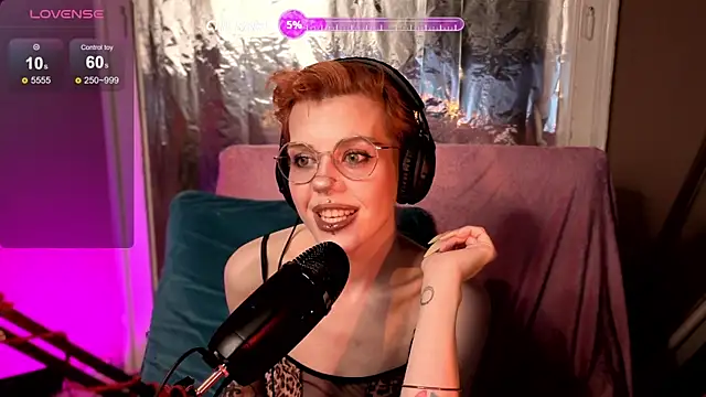 tacodeluxxxe online show from 04-12-26, 03:11