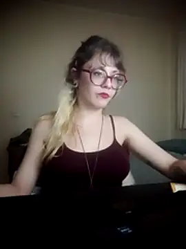 BlondieTami online show from 05-01-26, 01:54