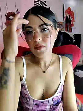 ValeNiitaLuv online show from 02-11-26, 01:54