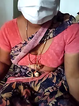 Snapshot of TeluguCuplehyd chatting on 11-28-25, 07:11 TeluguCuplehyd online show from 11-28-25, 07:11