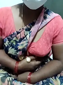 Snapshot of TeluguCuplehyd chatting on 11-30-25, 12:09 TeluguCuplehyd online show from 11-30-25, 12:09