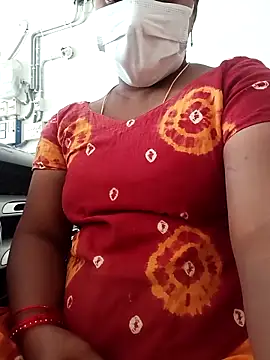 Snapshot of TeluguCuplehyd chatting on 02-02-26, 08:24 TeluguCuplehyd online show from 02-02-26, 08:24